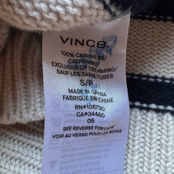 VINCE CASHMERE Boxy  Striped Women's Sweater Sz S Mint  cond price firm! - Picture 8 of 8
